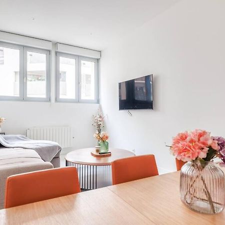 Апартаменты Cosy Flat For 6 People #2 Аньер-сюр-Сен Экстерьер фото